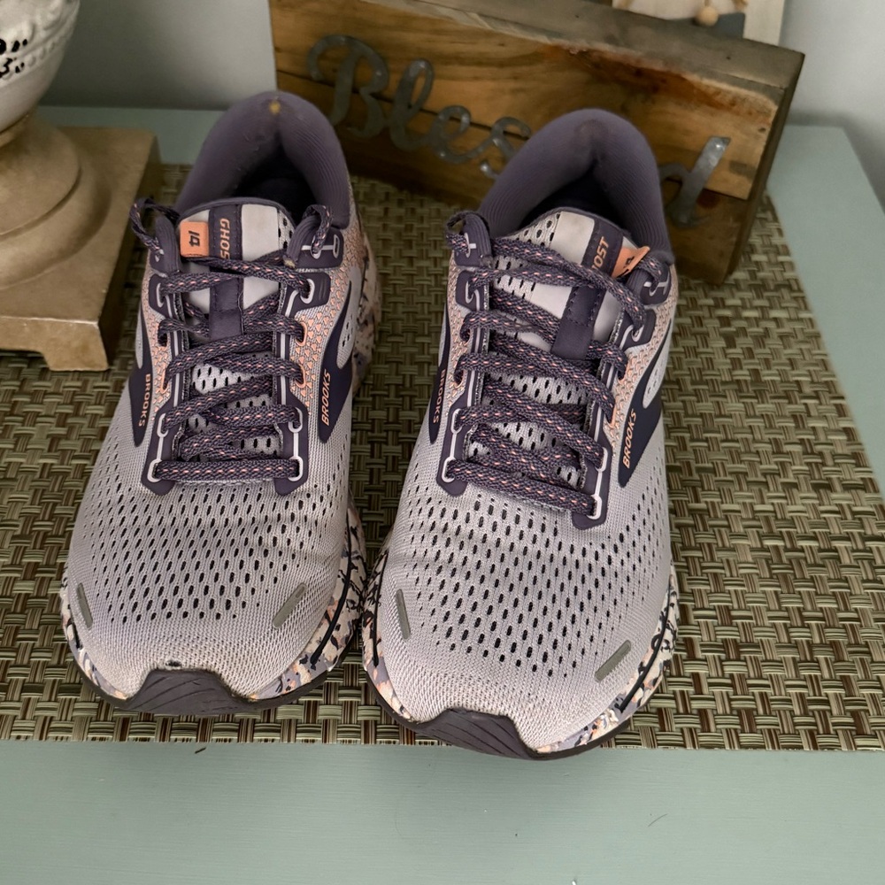 Brooks Women's Running Shoes - Purple and Gray